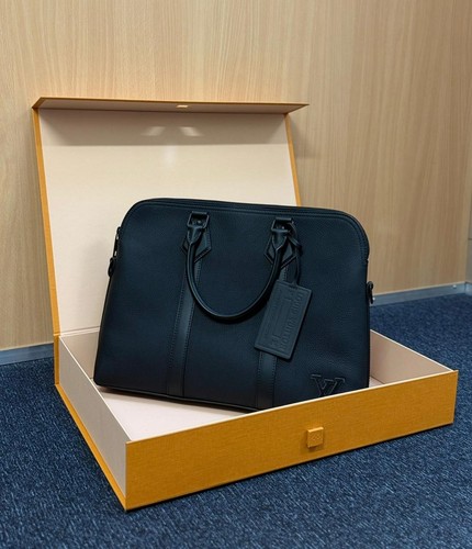 Louis vuitton aerogram - louis,