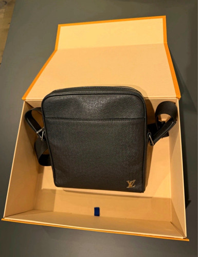 Louis vuitton alex messenger - alex,