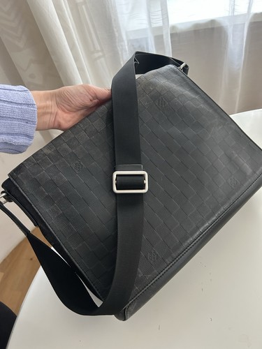 Louis vuitton damier infini - vuitton,